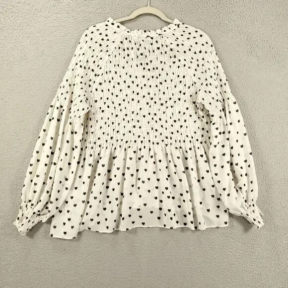 Rose & Olive Blouse Womens Large Little Ditsy Hearts Allover White Smocking - Picture 10 of 12